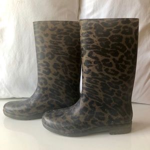 Stuart Weitzman Size M (7-8) Leopard Boots